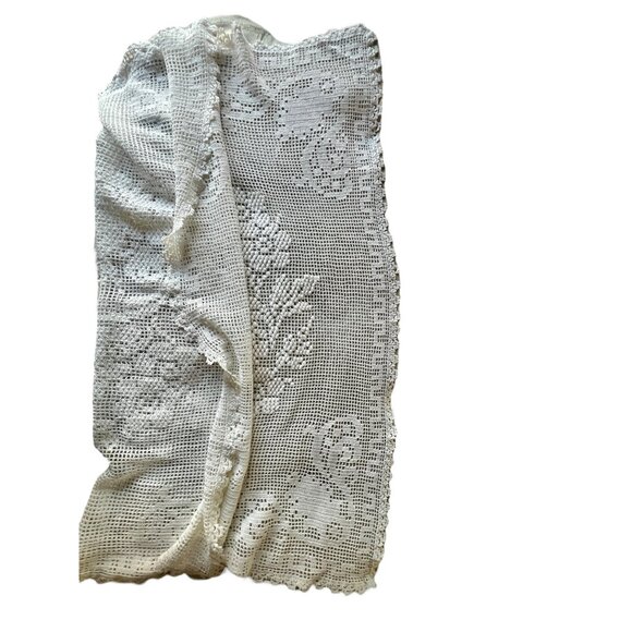 Handcrafted Crochet Tablecloth 36"x32" With Raised Wreath Design & Tatted Edges - Picture 13 of 15